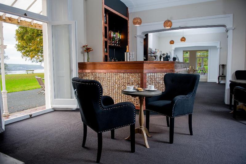 Mansion House Llansteffan - Bar