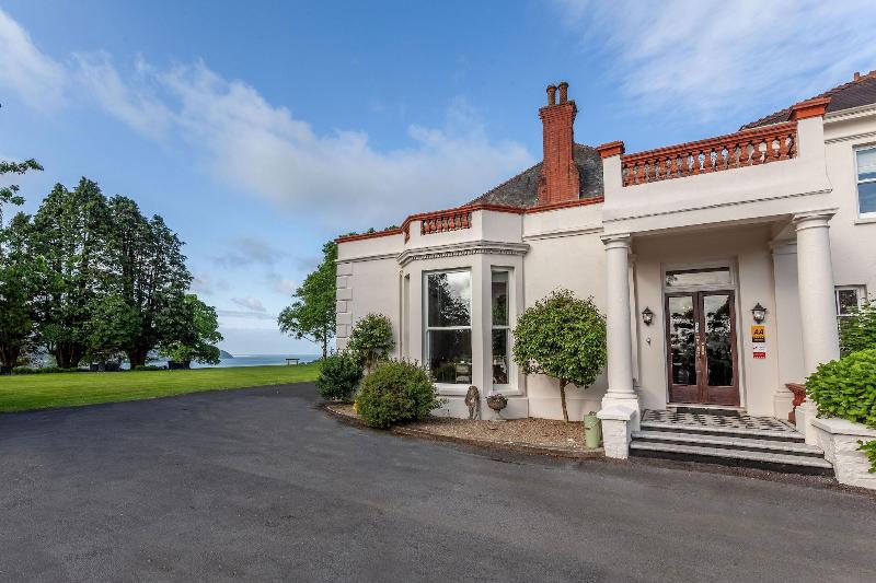Mansion House Llansteffan - Genel