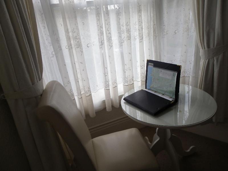 Maison Dieu Guest House - Oda