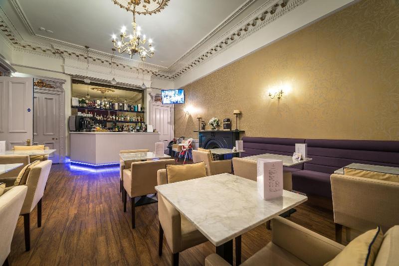 The Belhaven - Bar