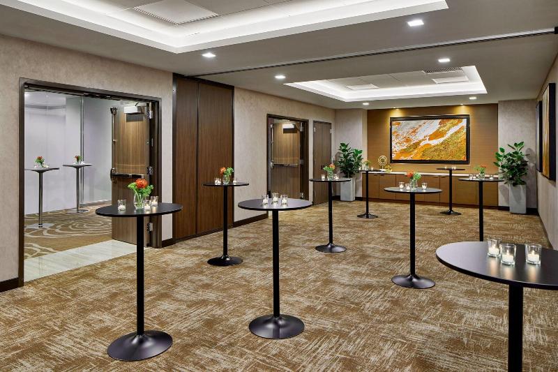 Courtyard By Marriott New York Manhattan/Midtown W - Toplantı
