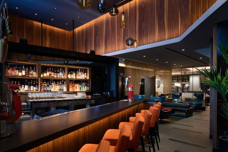 Luma Hotel Times Square - Bar