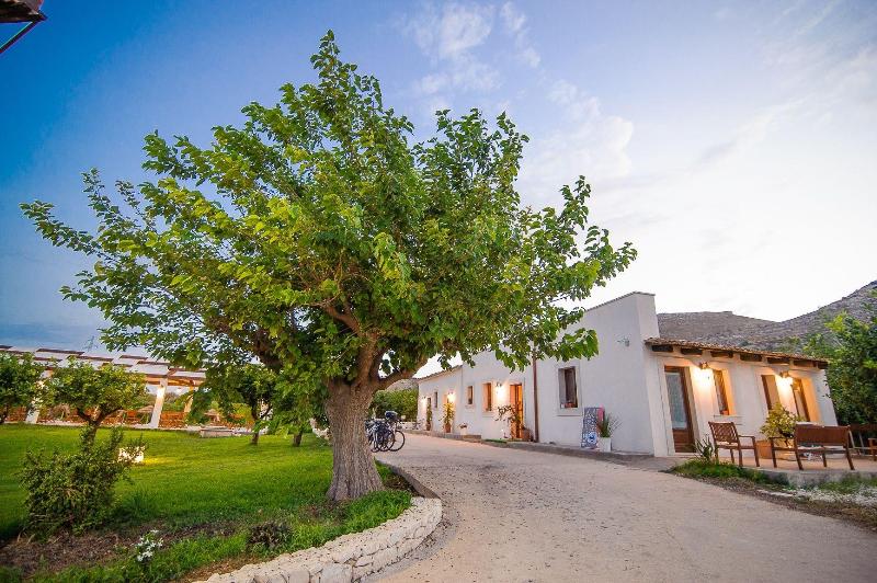 Agriturismo Alle Riserve Cavagrande - Genel
