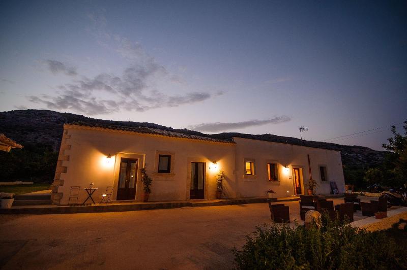 Agriturismo Alle Riserve Cavagrande - Genel