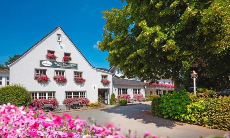 Hotel Restaurant Haus Dumicketal - Genel