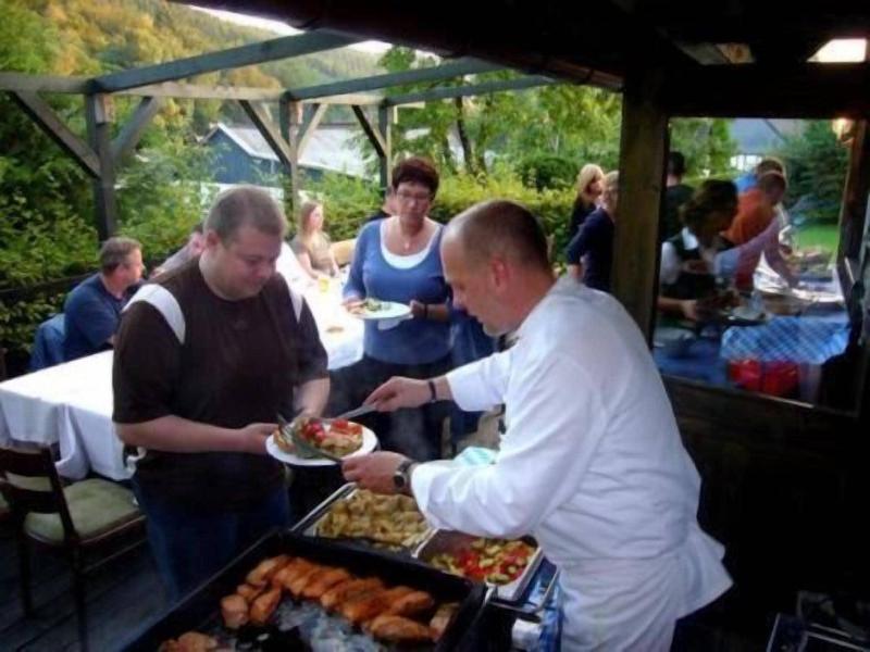 Hotel Restaurant Haus Dumicketal - Restoran