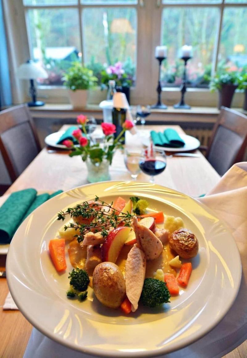 Hotel Restaurant Haus Dumicketal - Restoran