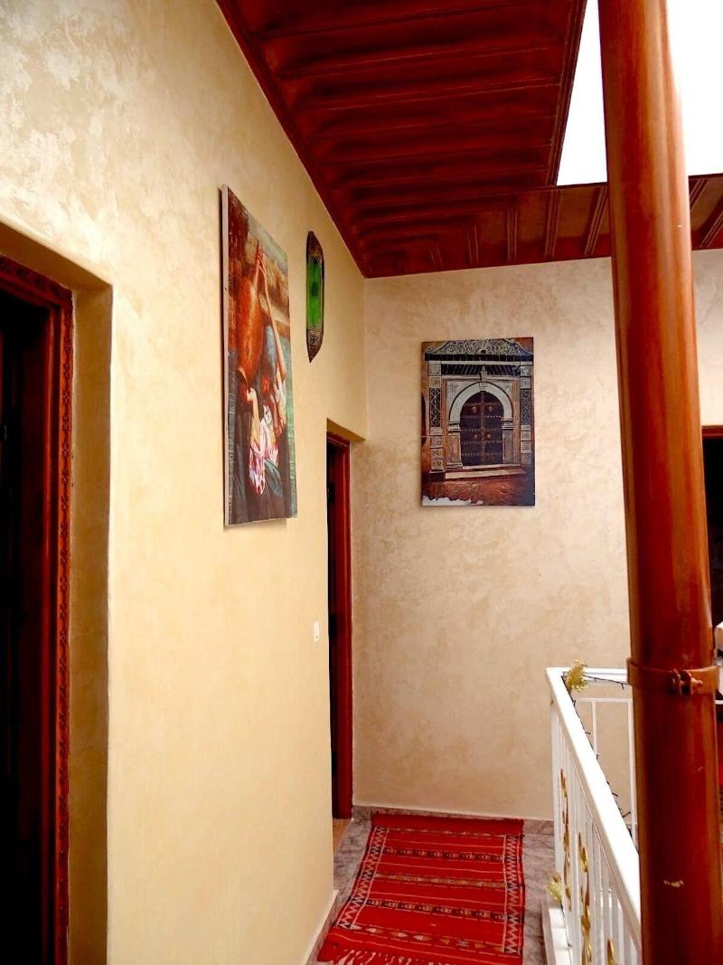 Dar Dikrayat - Lobi