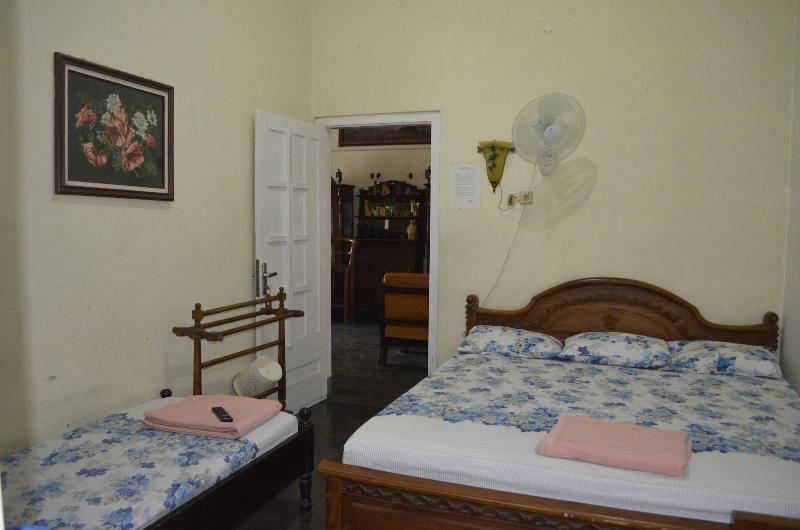Prayogolama Guest House - Oda