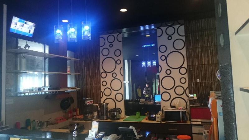 International Homestay Surabaya - Lobi