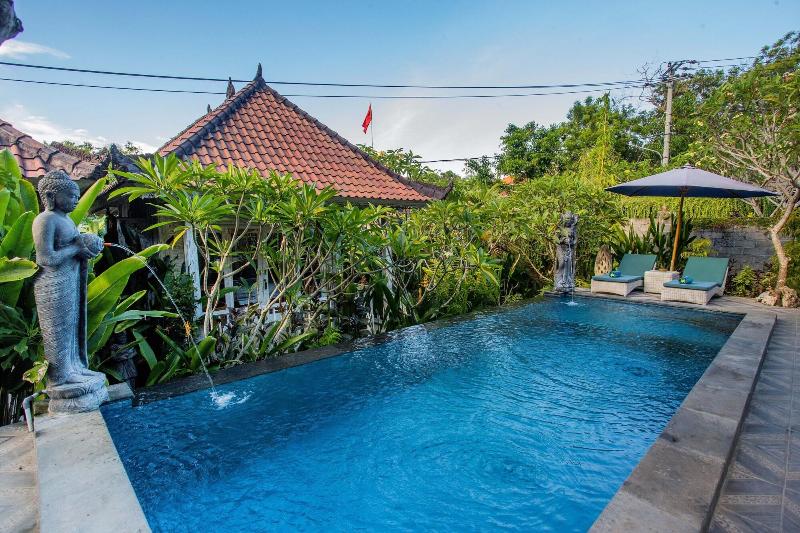 221 Garden Cottages - Genel