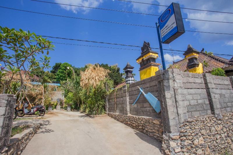 221 Garden Cottages - Genel