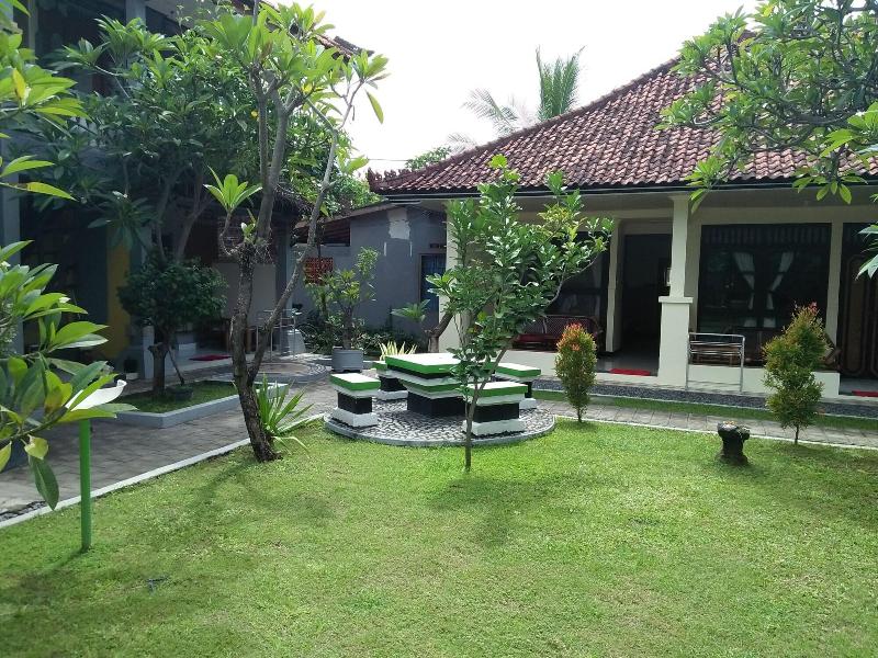 Puri Mandhara Lovina - Genel