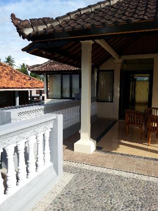 Puri Mandhara Lovina fotoÄŸrafÄ±