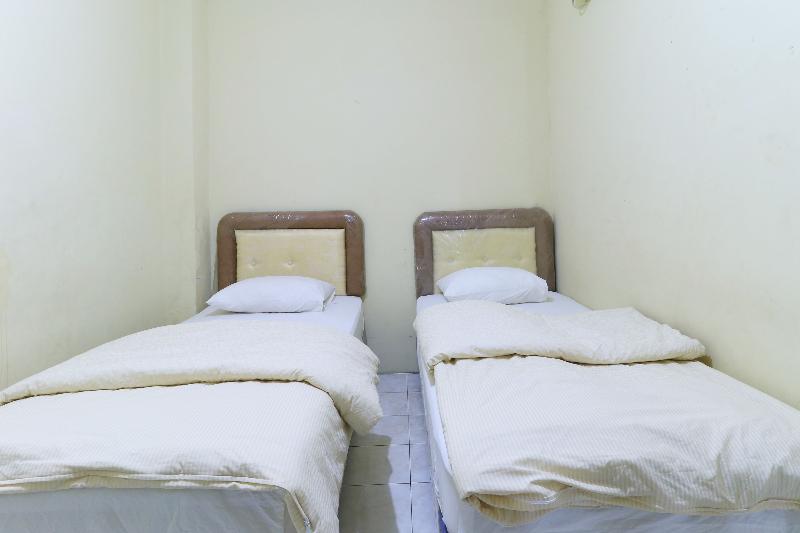 Guest House Samarinda by ZUZU - Oda
