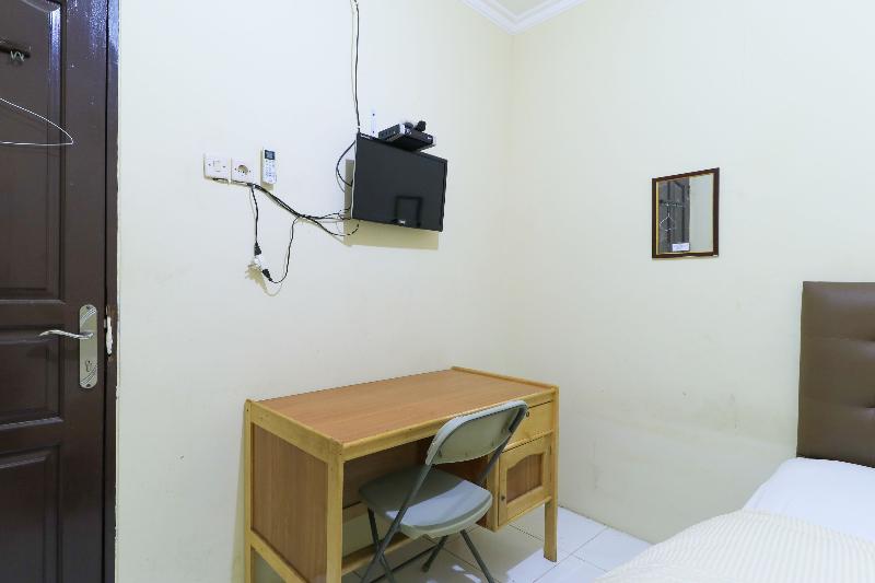Guest House Samarinda by ZUZU - Oda
