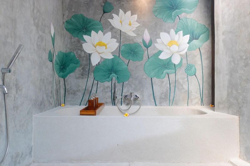 The Sender Pool Suite - Oda