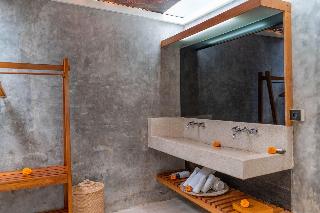The Sender Pool Suite fotoÄŸrafÄ±