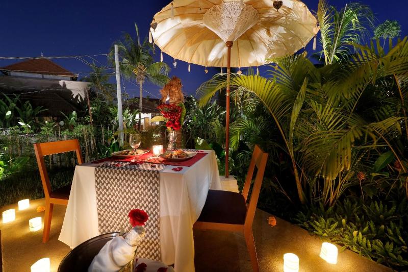 The Sender Pool Suite - Restoran