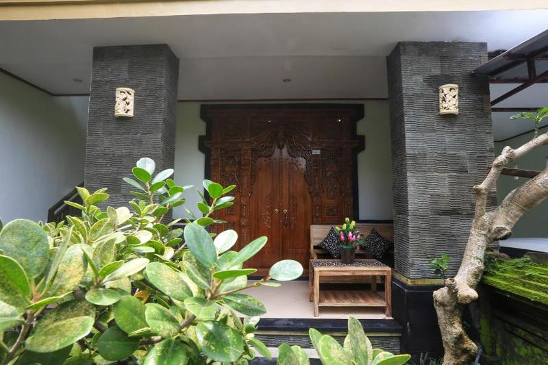 Aurora House Ubud by ZUZU - Oda