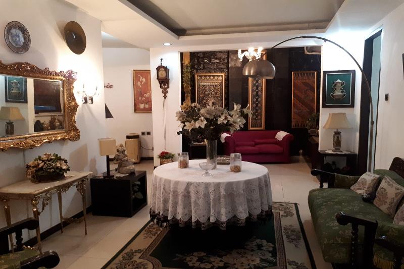 Buminanienie Guesthouse Bandung by ZUZU - Lobi