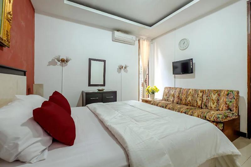 Buminanienie Guesthouse Bandung by ZUZU - Oda