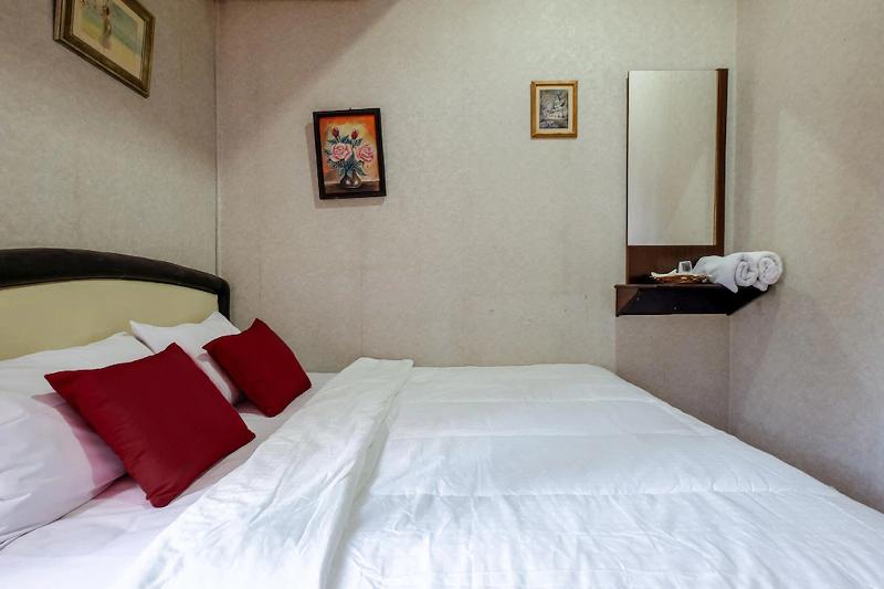 Buminanienie Guesthouse Bandung by ZUZU - Oda