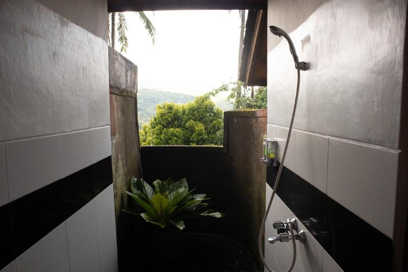 Puri Sunny Guesthouse - Oda