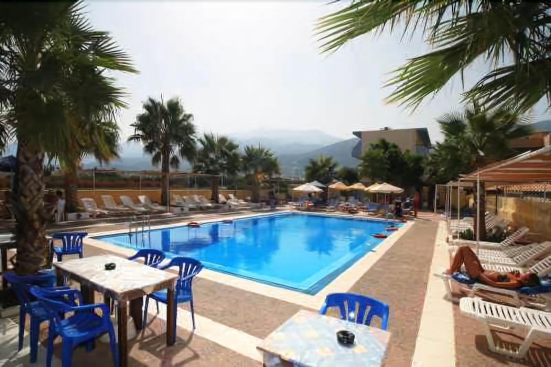 Hotel Triton - Genel