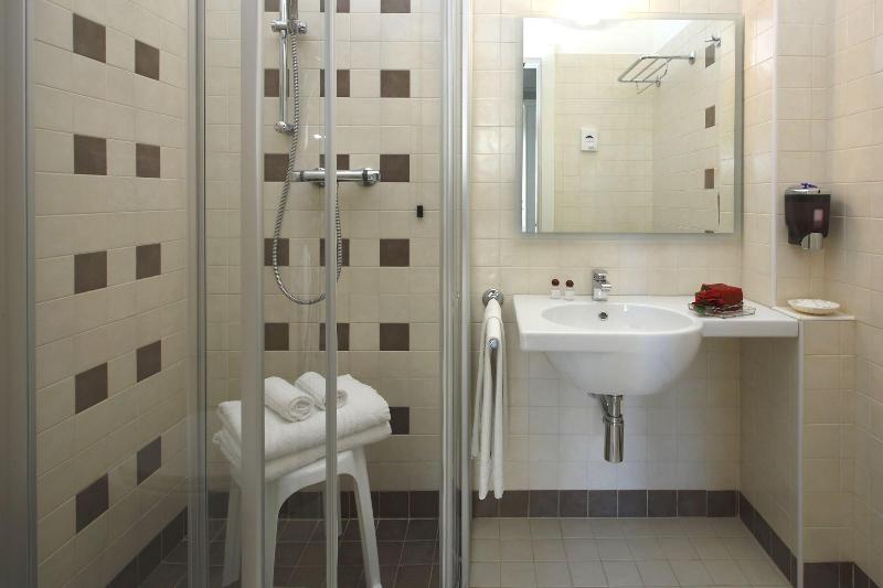 Hotel Cadiz - Oda