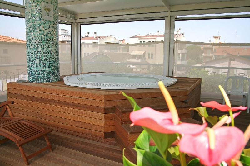Hotel Cadiz - Havuz