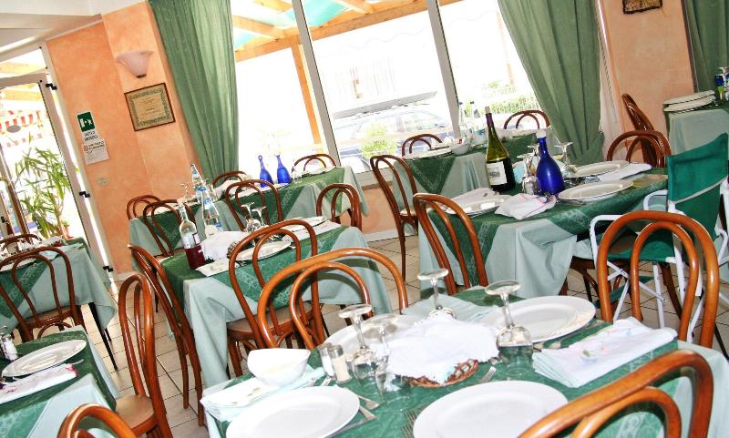 Hotel Cadiz - Restoran