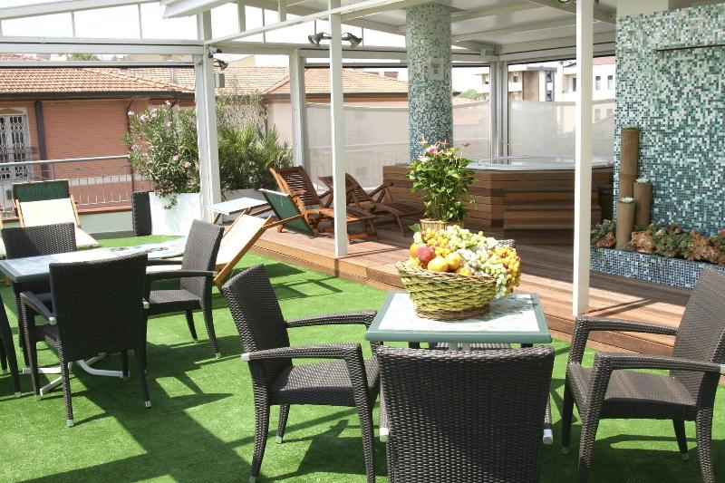 Hotel Cadiz - Teras