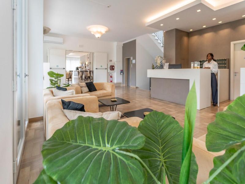 Hotel Cormoran - Genel