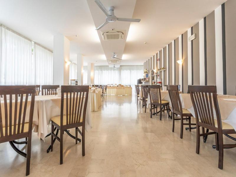 Hotel Cormoran - Genel