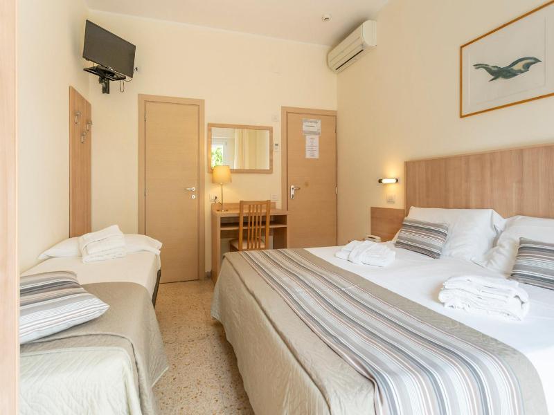 Hotel Cormoran - Genel