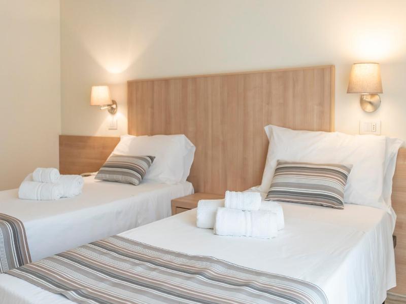 Hotel Cormoran - Genel