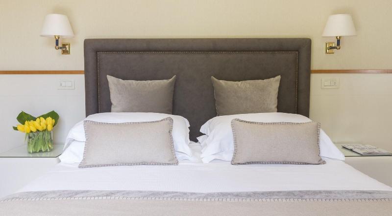 Suite Hotel Maestrale - Oda