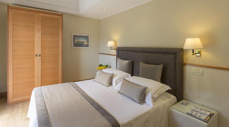 Suite Hotel Maestrale - Oda