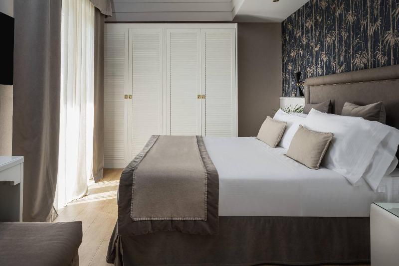Suite Hotel Maestrale - Oda