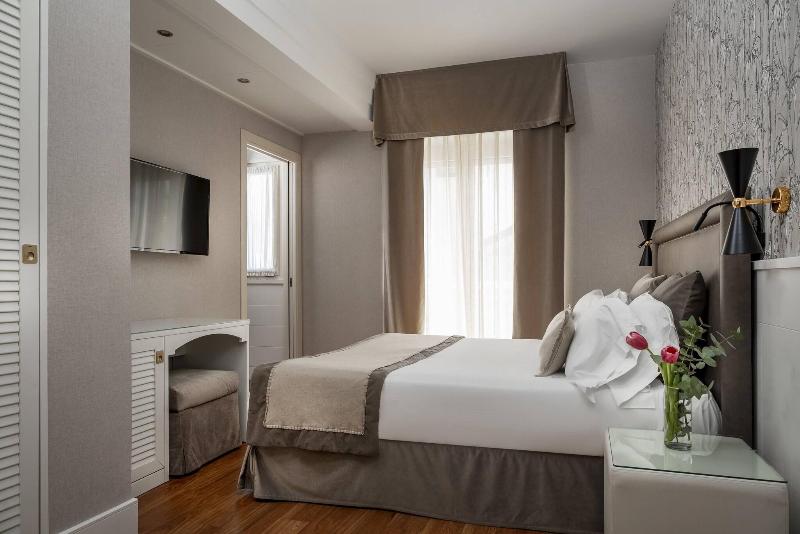 Suite Hotel Maestrale - Oda