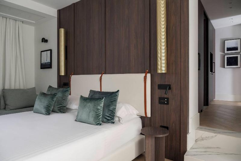 Suite Hotel Maestrale - Oda
