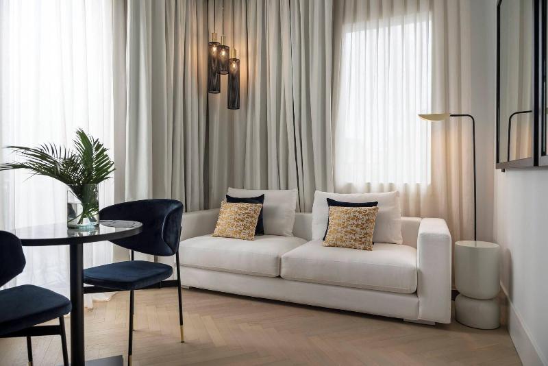 Suite Hotel Maestrale - Oda