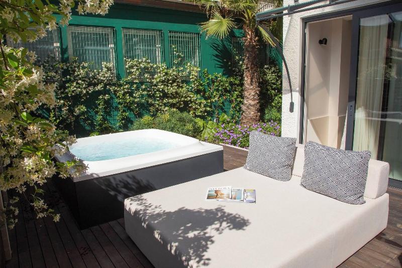 Suite Hotel Maestrale - Oda