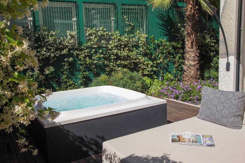 Suite Hotel Maestrale - Havuz