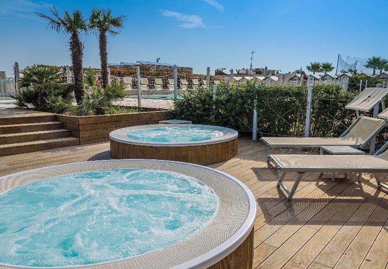 Suite Hotel Maestrale - Havuz