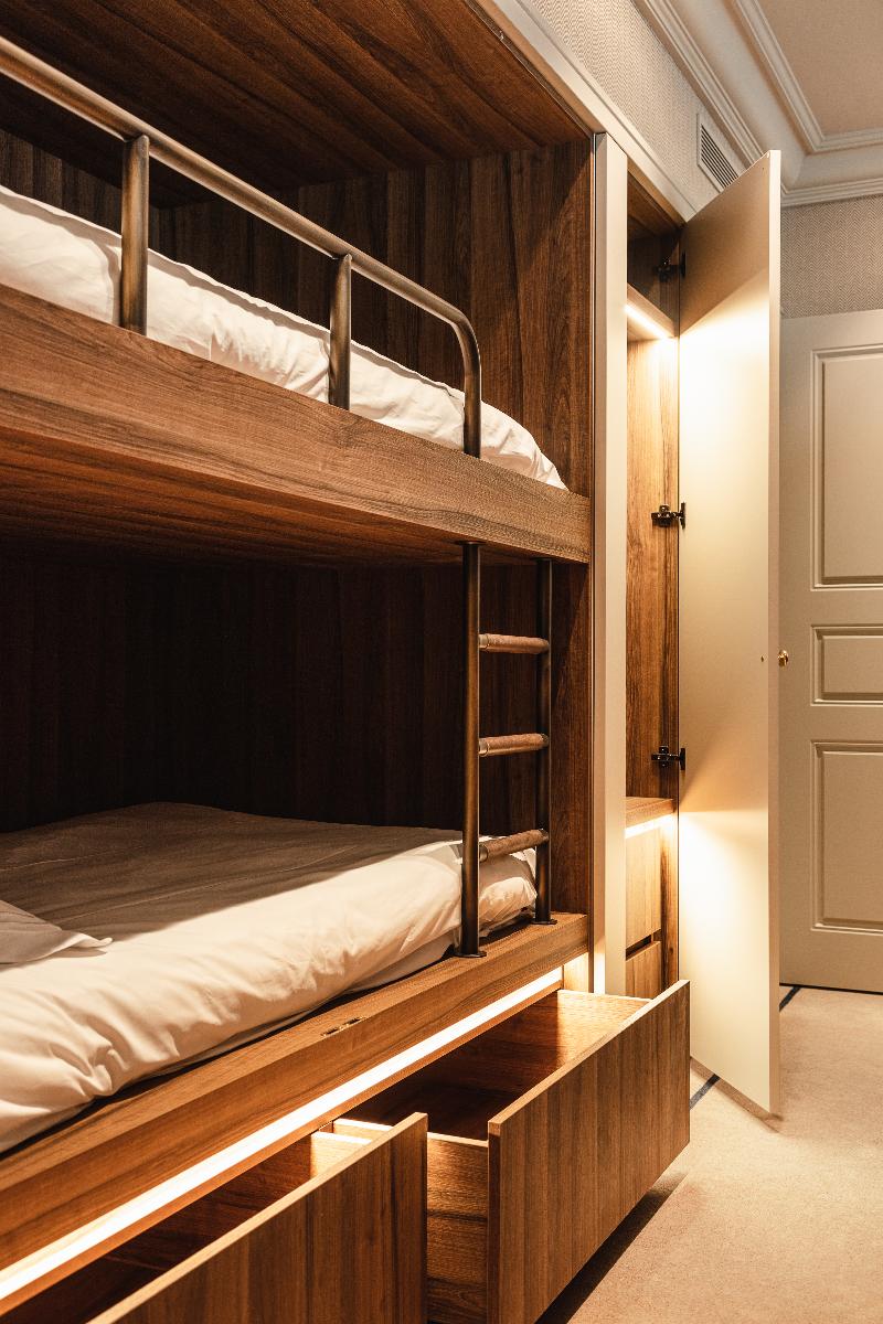 717 Hotel - Oda