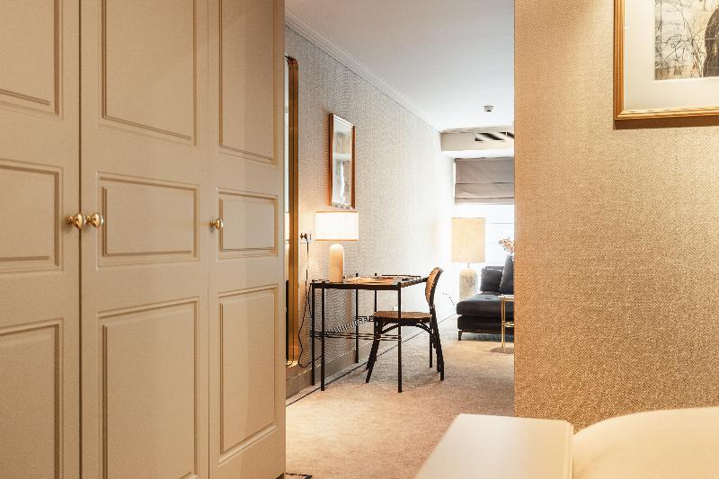 717 Hotel - Oda
