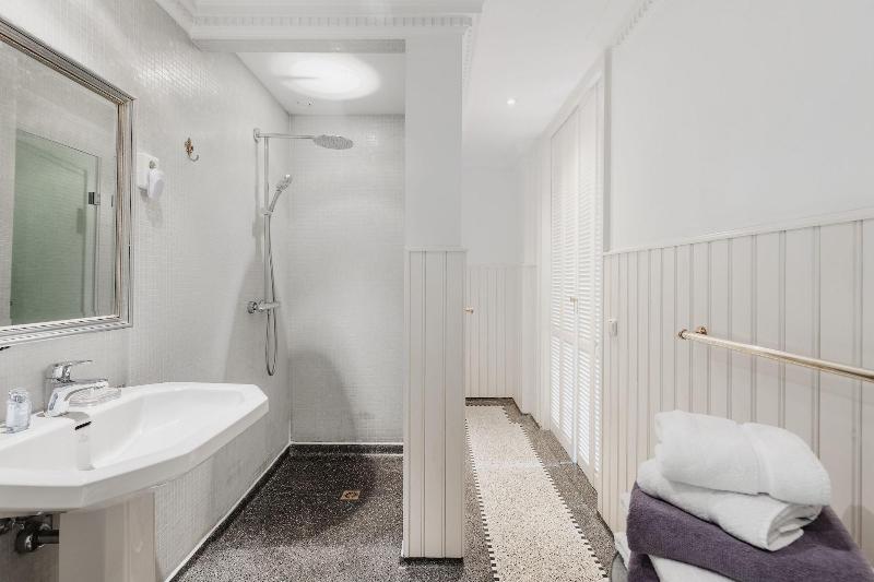 717 Hotel - Oda