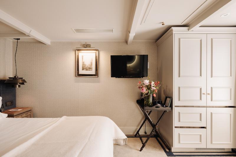 717 Hotel - Oda